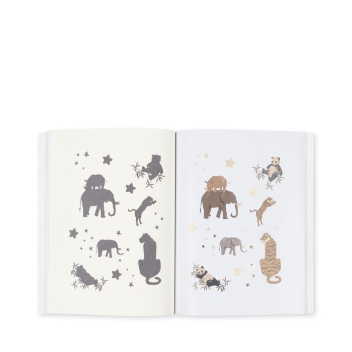 Activity Book With Color Pencils - Off White - Konges Slojd