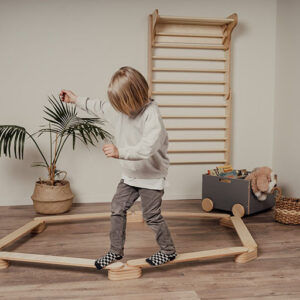 Balance Beam - Leg & Go Balance Beam - Leg & Go