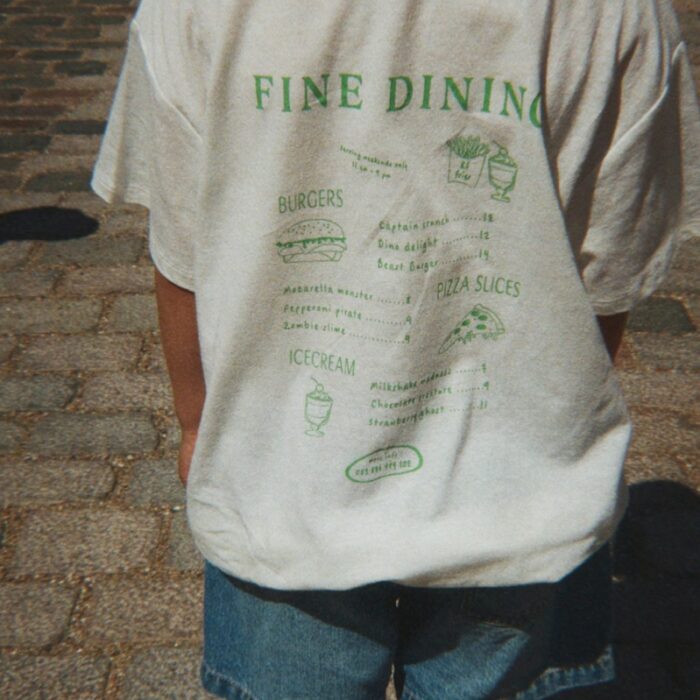 Era Tee - Off White/Fine Dining - Konges Slojd Era Tee - Off White/Fine Dining - Konges Slojd