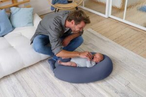 Hoes Voedingskussen Buddy - Tetra Blue - Doomoo Hoes Voedingskussen Buddy - Tetra Blue - Doomoo