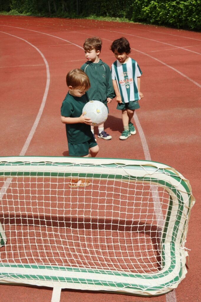 Inflatable Goal With Ball - Green Stripe - Konges Slojd