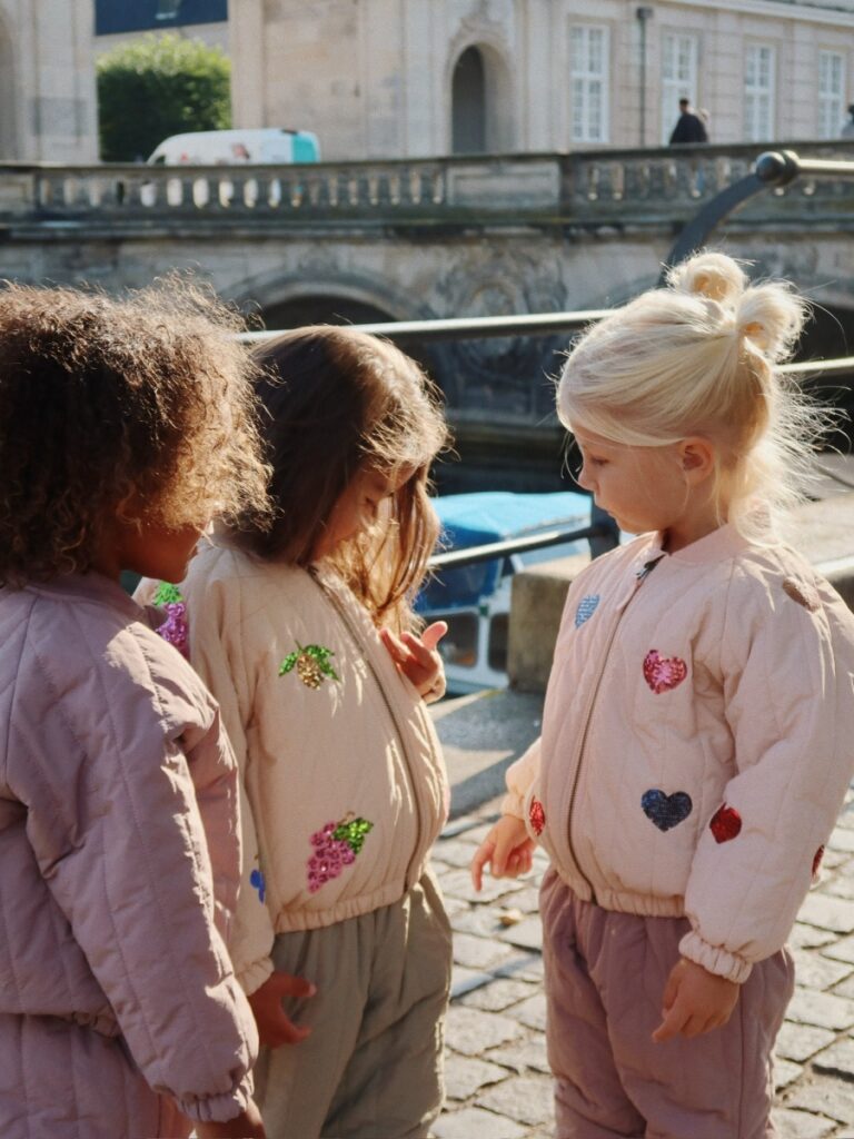 Juno Sequin Bomber - Cameo Rose - Konges Slojd Juno Sequin Bomber - Cameo Rose - Konges Slojd