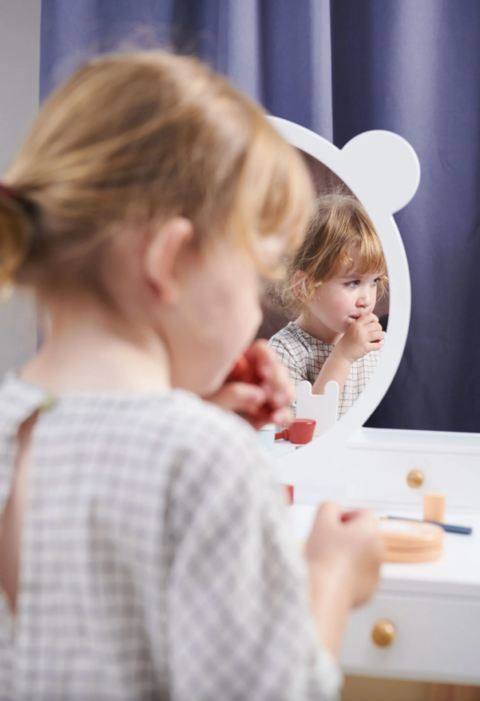 Make Up Tafel & Stoeltje - Tender Leaf
