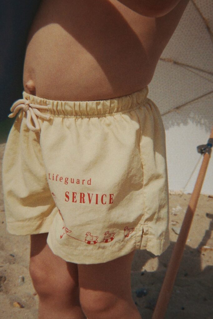 Pomio Short Swim Shorts - Banana Crepe - Konges Slojd
