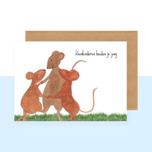 Postkaart - Kleinkinderen houden je jong - Studio Bertha