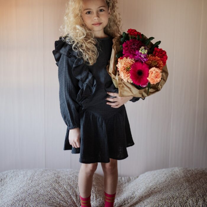 Romantic Ruffle Blouse - Dark Grey − Petit Blush