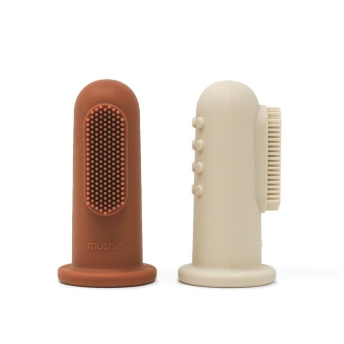 Silicone Vingertandenborstel - Sand/Clay - Mushie