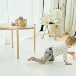 Teddy Wieg Ecru + Kindertafel - Childhome