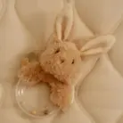 Ringrammelaar Beige Bunny - Little Dutch